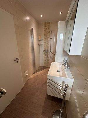 Blick ins Badezimmer