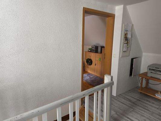 Flur mit Blick ins Schlafzi. Haus 2, OG