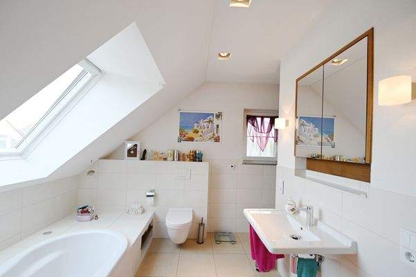 OG Tageslicht Vollbad