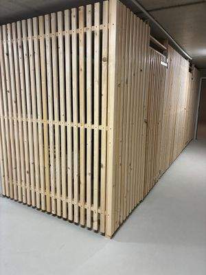 geräumige  Kellerabteile