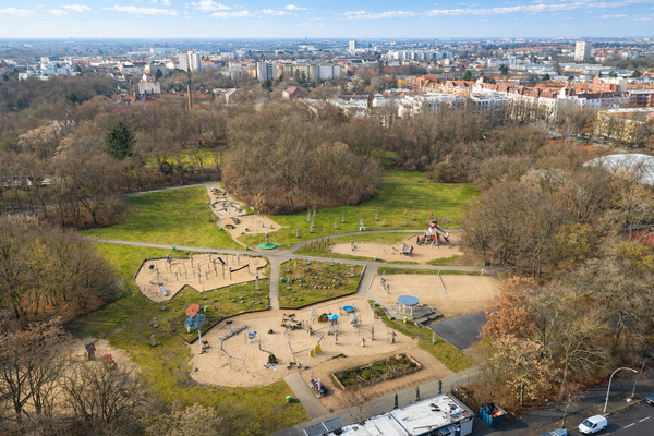 Park am Buschkrug, fußläufig von der Wohnung Entfernt