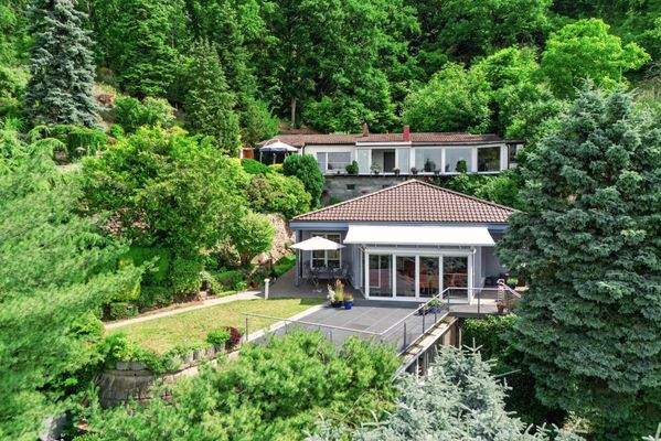 Ansicht der Gesamtliegenschaft