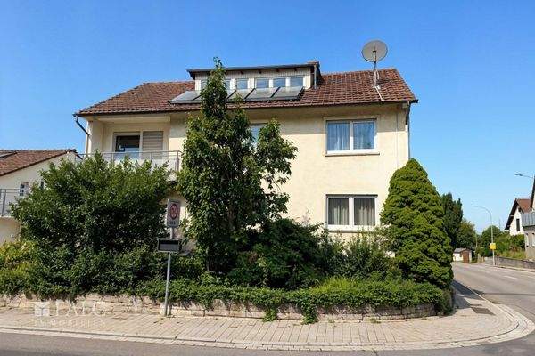 Außen-4 - (KI generiert)