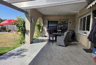 überdachte Terrasse