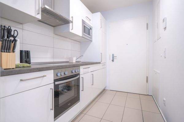 Voll ausgestattete Küche