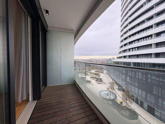 20251120_120624635_iOS