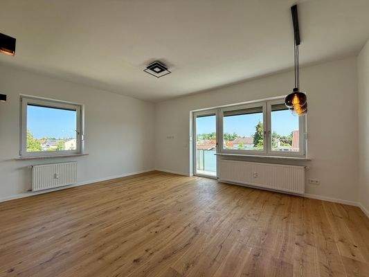 Wohnen/Essen (3-Zi renoviert)