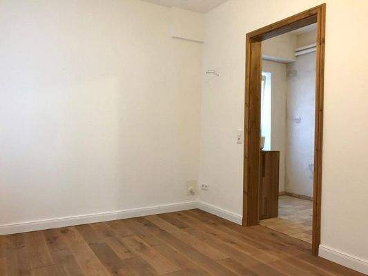 EG LI 2 Zimmer 450,00€ KM