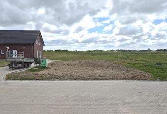 Blick auf Grundstück