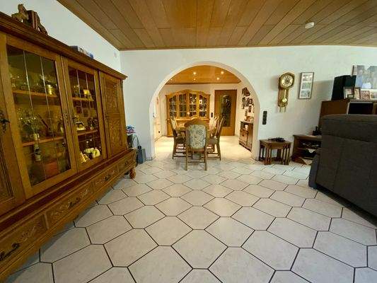 Esszimmer mit Wohnzimmer