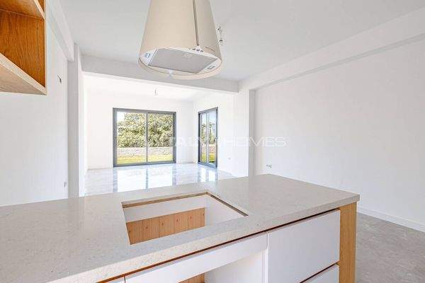 Single-Story Villas near the Beach in Bodrum Kadıkalesi