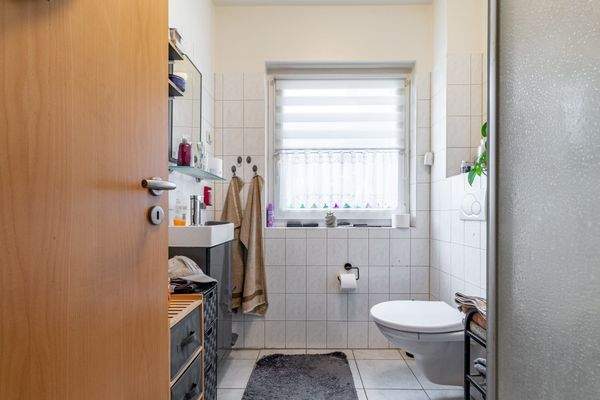 Badezimmer EG