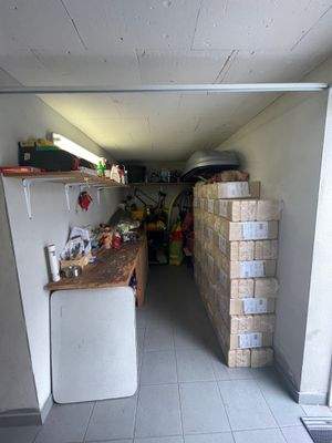 Lager/ Werkstattbereich Garage