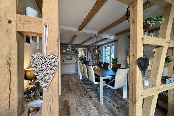 Blick vom Wohn- zum Essbereich