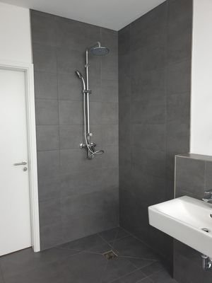 Teilansicht Bad (1)