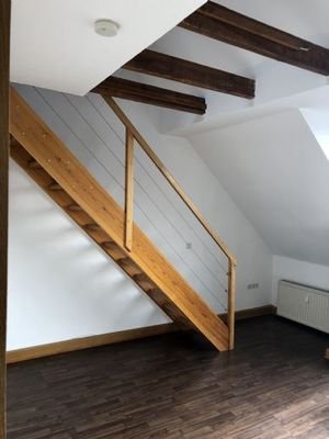 Treppe im  Wohnraum zur Empore