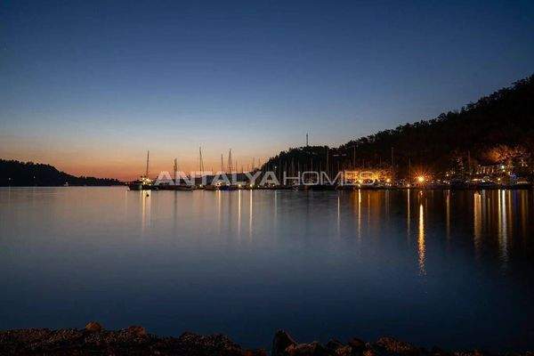 Seafront Boutique Hotel with Private Beach and 30 Rooms in Marmaris