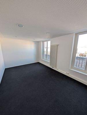 PXL_20250305_084443159