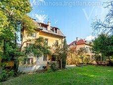 33786115_226795509_m