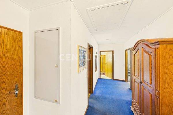 Hinterer Flur zu den übrigen Räumen