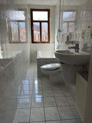 Krumme Gasse 2. OG+DG, Bad DG