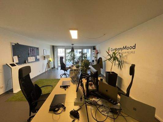 Eingangsbereich/ Büro