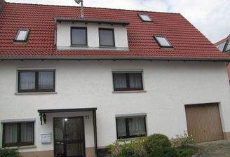 Haus und Garage