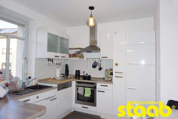 mit offener Küche - günstige Ablöse!