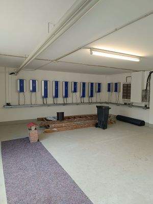 Neuhaus am Inn LZ Keller mit Wechselrichter PV.jpg