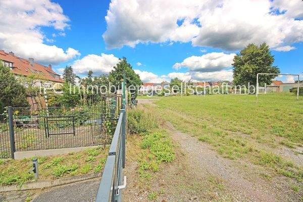 Umgebung (hintere Zufahrt)