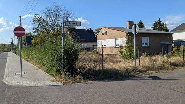 Eckgrundstück Straße 5/Straße 3