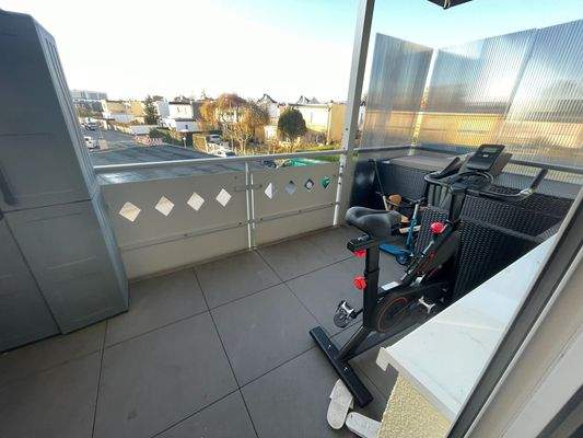 1.OG, Whg. re., Balkon