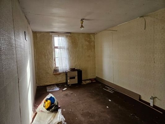 Stube auf dem Boden.jpg