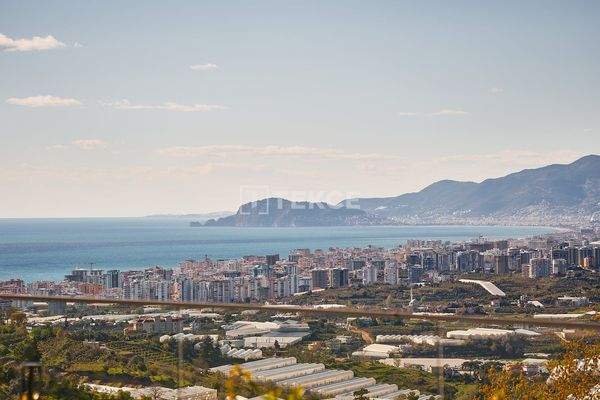 Villas with Private Pools Close to the Sea in Alanya Kargıcak