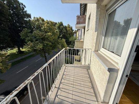 Balkon am Wohnzimmer