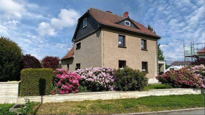 Front- und Seitenansicht