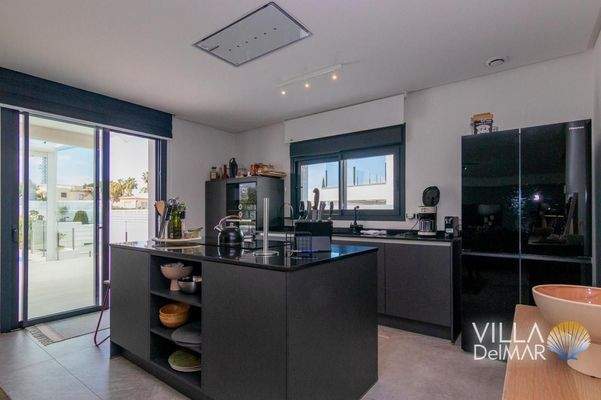 VX-402 Villa del Mar Denia Costa Blanca0002.jpg