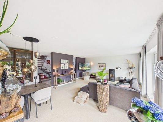 CAM03784G0-PR0100-STILL029