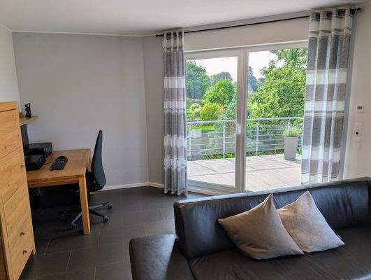 Ausgang Balkon Wohnzimmer