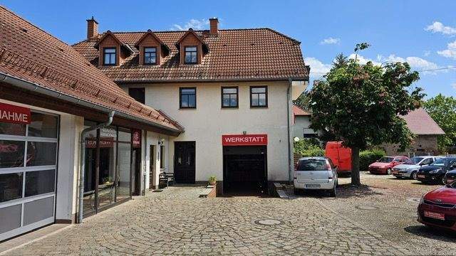Einfahrt Werkstatt