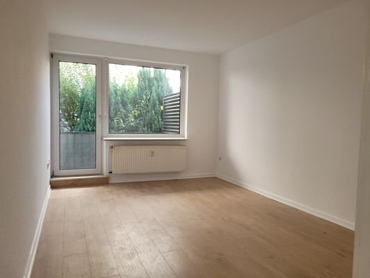 Wohnzimmer Blick vom Flur.jpg