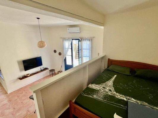 Kreta, Kalo Chorio: 2-Apartment-Anwesen mit geräumiger Dachterrasse zu verkaufen