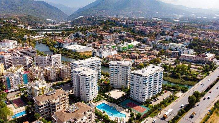Chic Seafront Properties with Sea Views for Sale in Alanya Tosmur