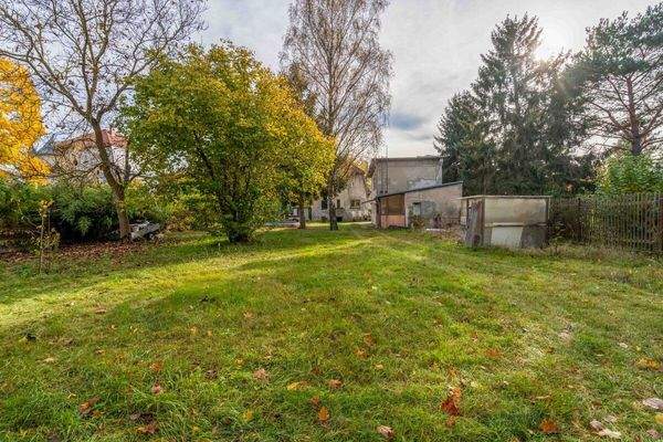 Pool & Freizeithaus am Waldrand