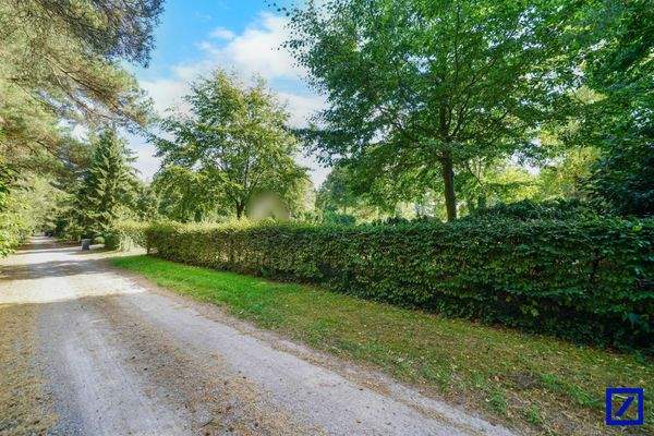 Ruhige Zufahrtsstraße