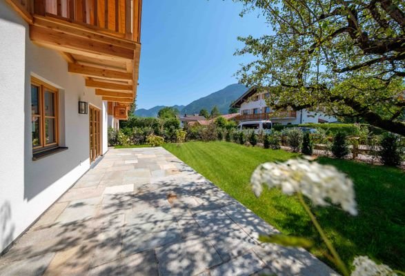 TERRASSE aus Naturstein