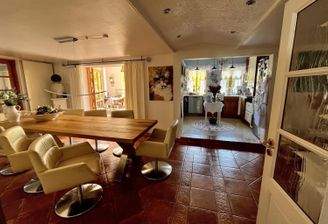 Essbereich u. Küche im Erdgeschoss