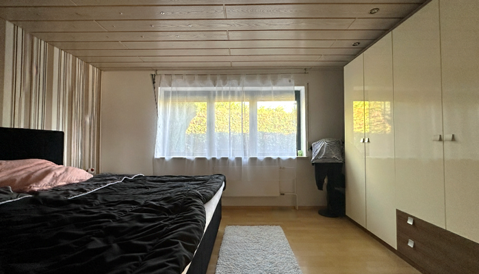 Schlafzimmer EG 2