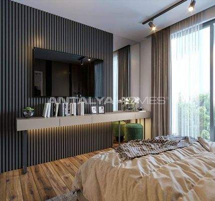 1 and 3-Bedroom Flats in a Complex with Pool in Altıntaş