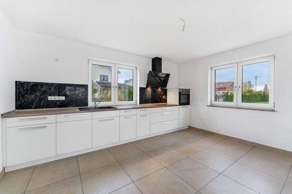 Wohn-Ess-Kochbereich (Hauptgebäude EG)